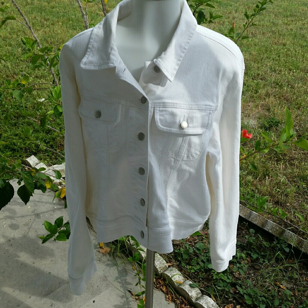 St Johns Bay | White Jean coat
